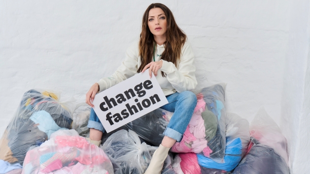 Schauspielerin Anne Menden ist das Gesicht der aktuellen Fairtrade-Kampagne "Change Fashion" - Quelle: Fairtrade